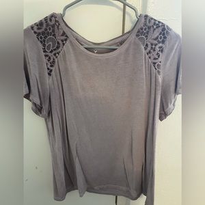 American Eagle top, size large